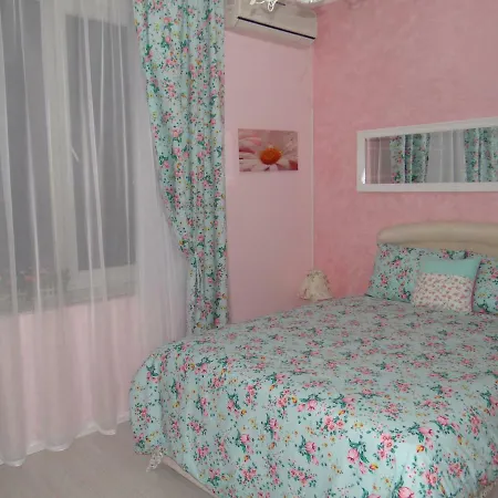 Orange Flower アパート ソフィア