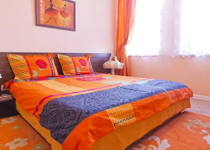 Orange Flower Szófia