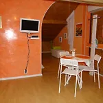 Διαμέρισμα Orange Flower *