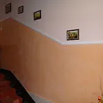 Orange Flower Apartment *