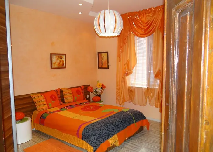 Orange Flower * Sofia